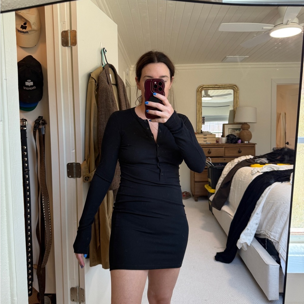 Long Sleeve ribbed Clyque Black Button-Front Bodycon Dress